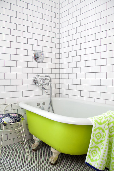 banera patas verde - Reformas en un baño muy feo