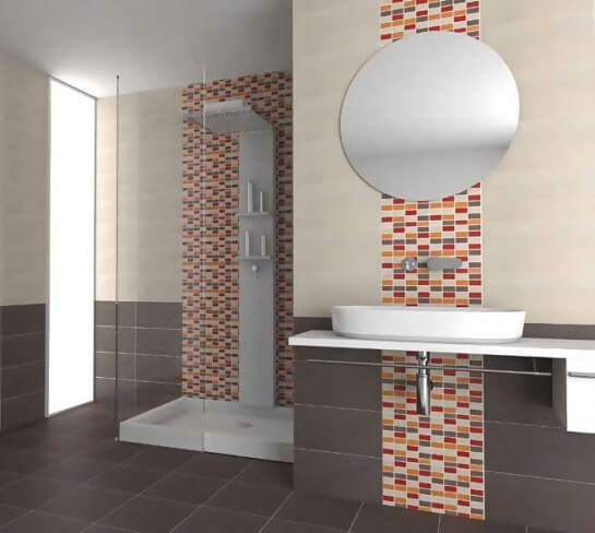 Mosaicos cerámicos que aportan color en la decoración del baño