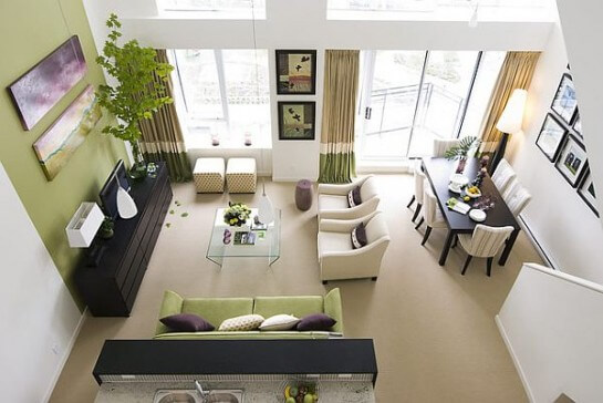 green and dark brown home interior design 545x364 - Combinaciones de colores "diferentes" para un estilo fresco y renovado